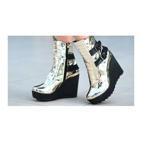 بوت لژدار زنانه