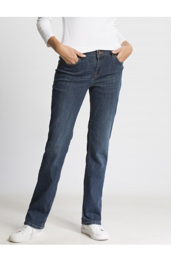 شلوار جین راسته مناسب چه اندامی است,شلوار جین راسته,شلوار جین زنانه