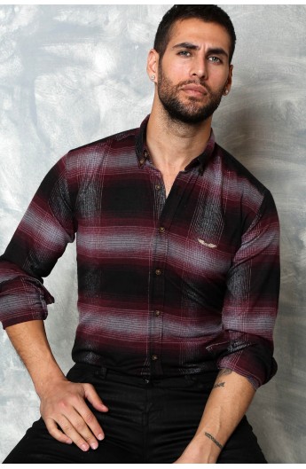 پیراهن چهارخانه طرح دار