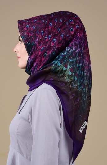 روسری طرحدار زنانه
